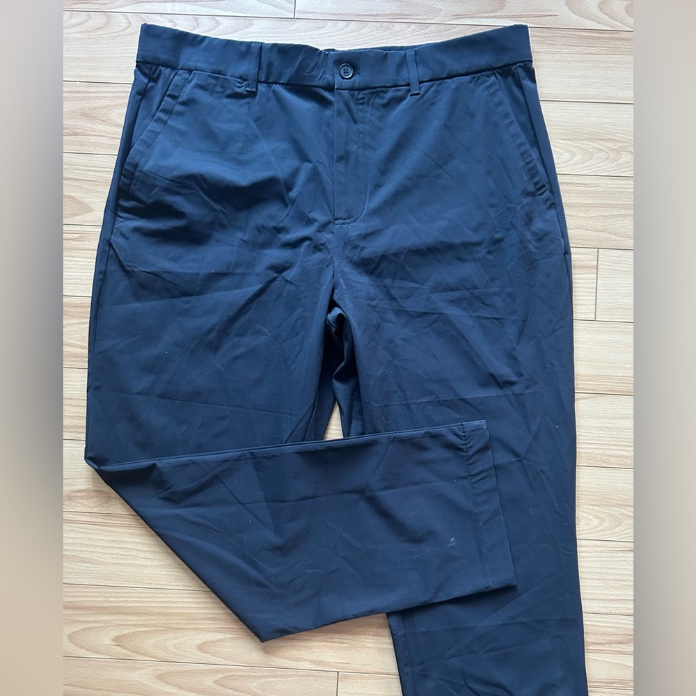 TILLEY high end navy golf pants new- NEW WITH TAG